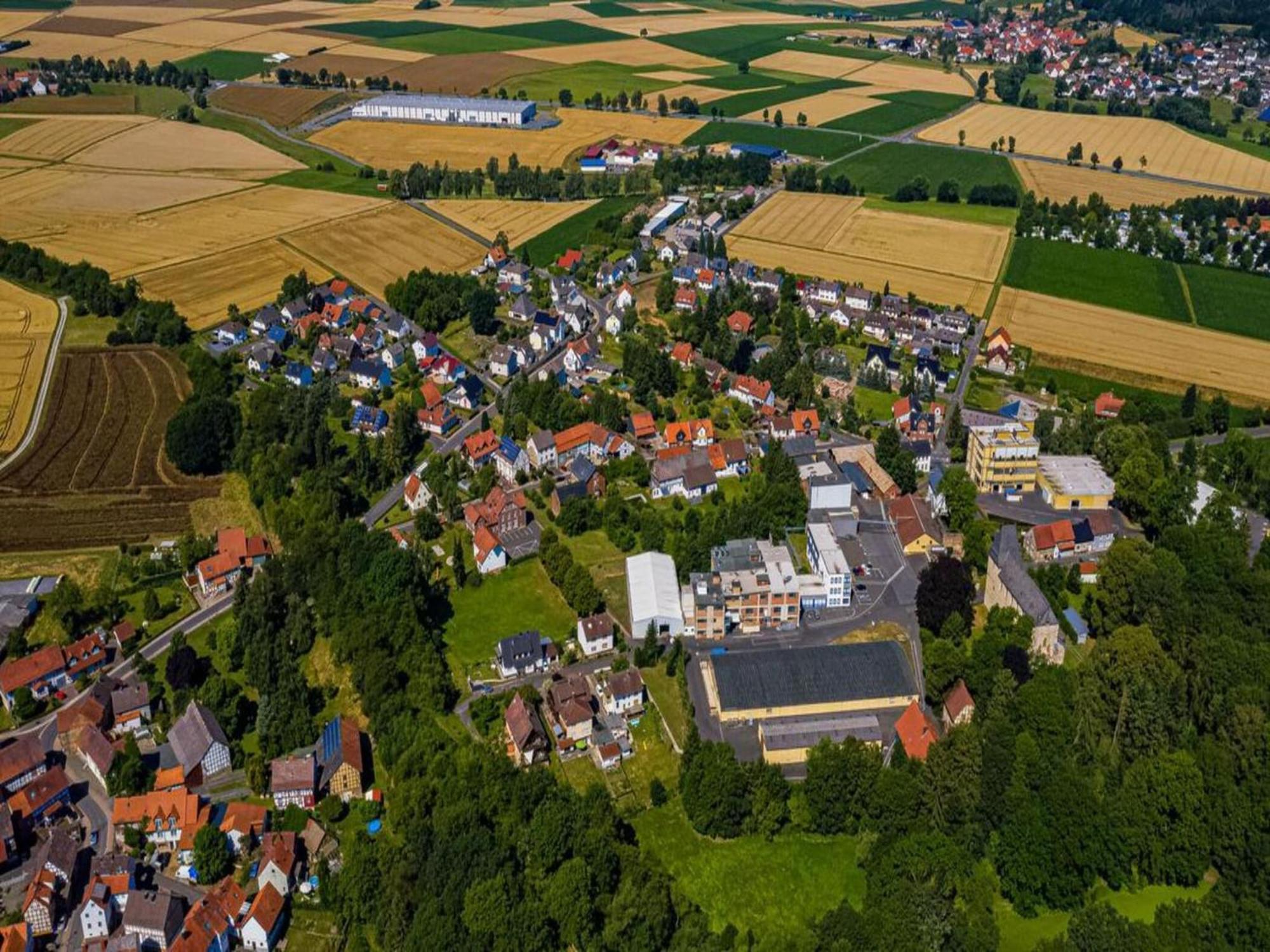 Small Apartment In Hesse With Terrace And Garden Frielendorf ภายนอก รูปภาพ