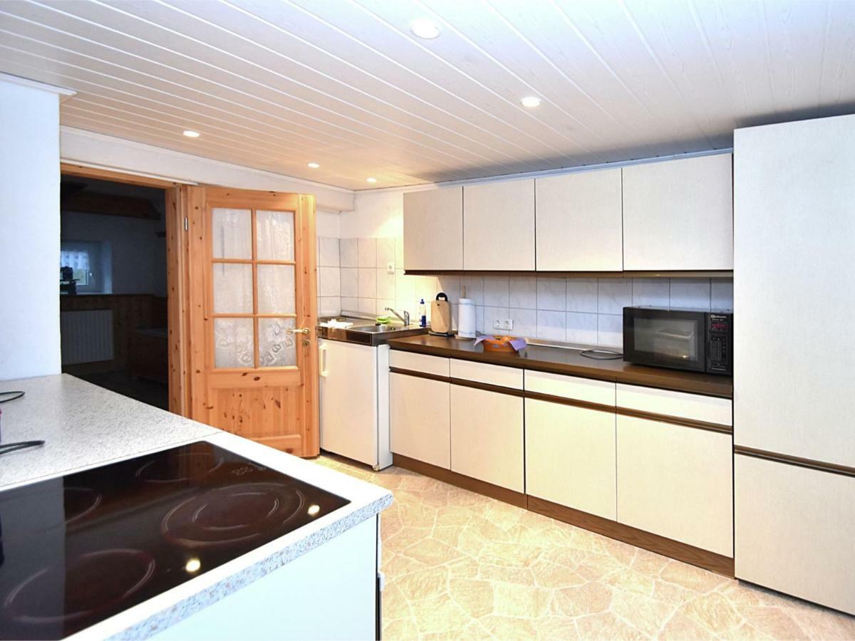 Small Apartment In Hesse With Terrace And Garden Frielendorf ภายนอก รูปภาพ