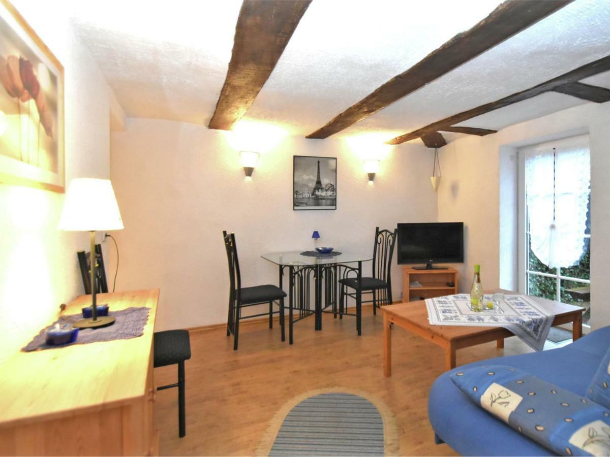 Small Apartment In Hesse With Terrace And Garden Frielendorf ภายนอก รูปภาพ